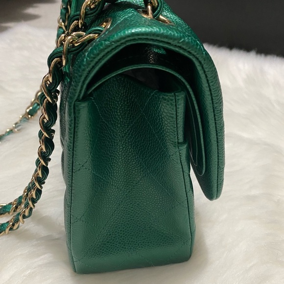 Chanel | 18s Iridescent Emerald Green Jumbo DF - Picture 6 of 9